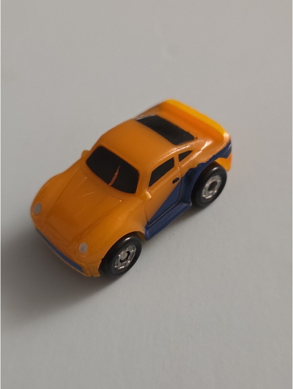 Vintage 1989 ~ Micro Magnifiers ~ PORSCHE 959 ~ Orange Funrise Mini Vehicle